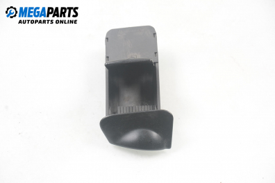 Пепелник за Ford Focus I Hatchback (10.1998 - 12.2007)
