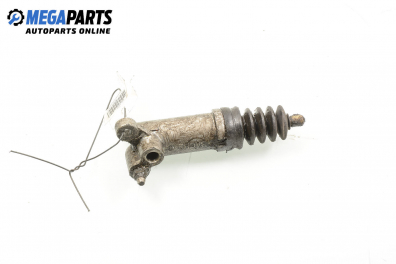 Долна помпа за съединител за Audi A6 Avant C4 (06.1994 - 12.1997)