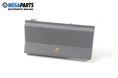Пепелник за Renault 19 I Hatchback (01.1988 - 09.1994)