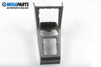 Централна конзола за Volvo 460 Sedan (09.1988 - 07.1996)