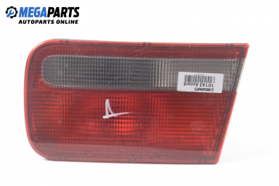 Вътрешен стоп за Honda Accord V Sedan (06.1992 - 12.1997), седан, позиция: дясна