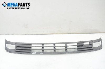 Решетка в броня за Ford Mondeo I Hatchback (02.1993 - 08.1996), хечбек, позиция: предна