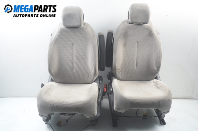 Комплект салон за Citroen C4 Grand Picasso I (10.2006 - 12.2013), 4+1 вр.