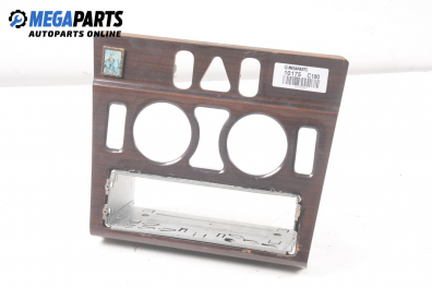 Централна конзола за Mercedes-Benz C-Class Sedan (W202) (03.1993 - 05.2000)