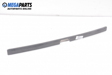 Лайсна заден капак за Volkswagen Golf III Hatchback (08.1991 - 07.1998), хечбек, позиция: задна