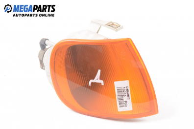 Мигач за Volkswagen Polo Hatchback II (10.1994 - 10.1999), хечбек, позиция: дясна