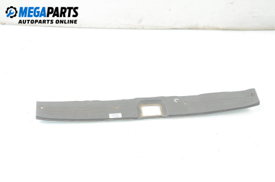 Интериорна пластмаса багажник за Mazda 626 III Station Wagon (09.1987 - 09.1997), комби