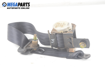 Предпазен колан за Nissan Primera Traveller I (07.1990 - 03.1998), 4+1 вр., позиция: задна, дясна