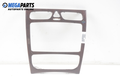 Централна конзола за Mercedes-Benz C-Class Sedan (W203) (05.2000 - 08.2007)