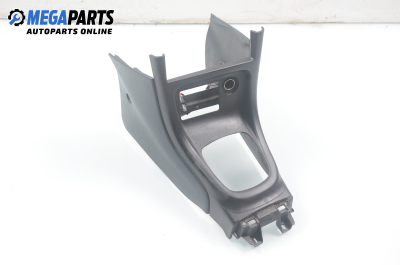 Централна конзола за Mazda 323 F V Hatchback (07.1994 - 09.1998)