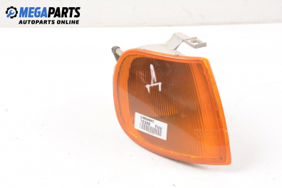 Мигач за Volkswagen Polo Hatchback II (10.1994 - 10.1999), хечбек, позиция: дясна