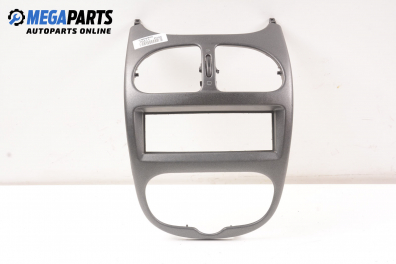 Централна конзола за Peugeot 206 Station Wagon (07.2002 - ...)