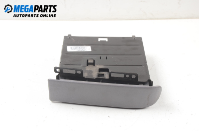 Пепелник за Chrysler Voyager Minivan III (01.1995 - 03.2001)