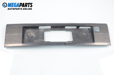 Стойка заден номер за Volkswagen Passat Variant B3, B4 (02.1988 - 06.1997), комби