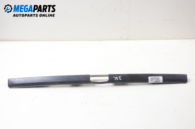 Лайсна заден капак за Volkswagen Golf III Hatchback (08.1991 - 07.1998), хечбек, позиция: задна