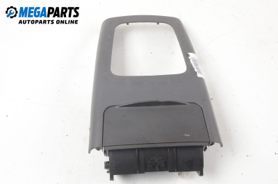 Пепелник за Seat Ibiza III Hatchback (08.1999 - 02.2002)