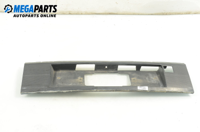 Стойка заден номер за Volkswagen Passat Variant B3, B4 (02.1988 - 06.1997), комби