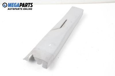 Интериорна пластмаса за Volvo V40 Estate (07.1995 - 06.2004), 4+1 вр., комби, позиция: дясна