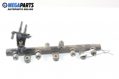 Горивна рейка за Citroen C5 I Break (06.2001 - 08.2004) 2.0 HDi, 109 к.с.