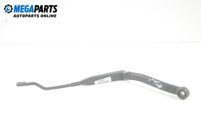 Рамо на чистачка за Nissan Primera Hatchback II (06.1996 - 07.2002), позиция: дясна