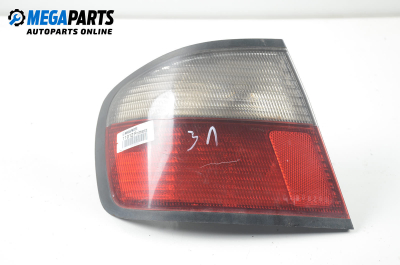 Стоп за Nissan Primera Hatchback II (06.1996 - 07.2002), хечбек, позиция: лява