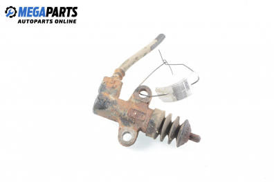 Долна помпа за съединител за Nissan Pathfinder III SUV (01.2005 - 12.2012)