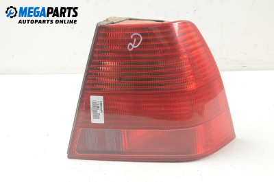 Стоп за Volkswagen Bora Sedan (10.1998 - 12.2013), седан, позиция: дясна