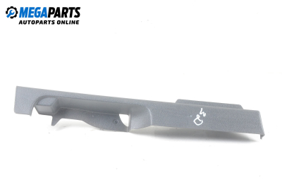 Интериорна пластмаса багажник за Peugeot 5008 I SUV (06.2009 - 03.2017), миниван