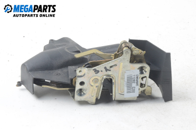 Брава на врата за Mercedes-Benz E-Class Sedan (W210) (06.1995 - 08.2003), позиция: задна, лява