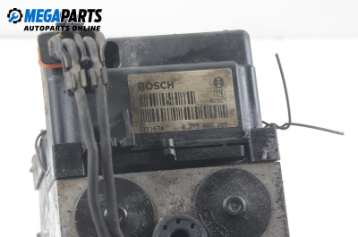 Помпа ABS за Volkswagen Passat Variant B5 (05.1997 - 12.2001), № Bosch 0 273 000 286