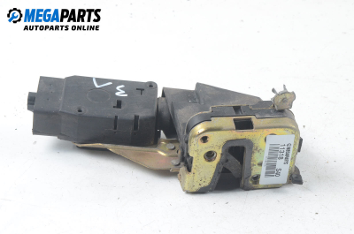 Брава на врата за Volvo S40 I Sedan (07.1995 - 06.2004), позиция: задна, лява