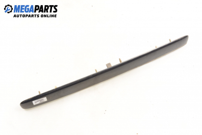 Лайсна заден капак за Citroen C5 I Sedan (03.2001 - 03.2005), хечбек, позиция: задна