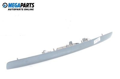 Лайсна заден капак за Audi A8 Sedan II (10.2002 - 07.2010), седан, позиция: задна