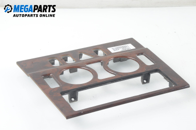 Централна конзола за Mercedes-Benz E-Class Sedan (W210) (06.1995 - 08.2003)