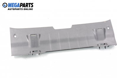 Интериорна пластмаса багажник за Toyota Yaris Hatchback II (01.2005 - 12.2014), хечбек