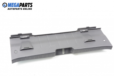 Интериорна пластмаса багажник за Toyota Yaris Hatchback II (01.2005 - 12.2014), хечбек