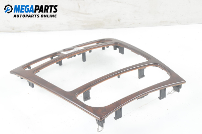 Централна конзола за Mercedes-Benz C-Class Estate (S203) (03.2001 - 08.2007)