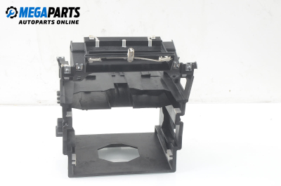 Централна конзола за Audi A3 Hatchback II (05.2003 - 08.2012)