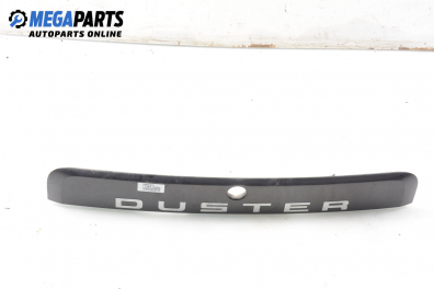 Лайсна заден капак за Dacia Duster Duster (04.2010 - ...), джип, позиция: задна