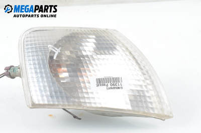 Мигач за Volkswagen Passat Variant B5 (05.1997 - 12.2001), комби, позиция: дясна