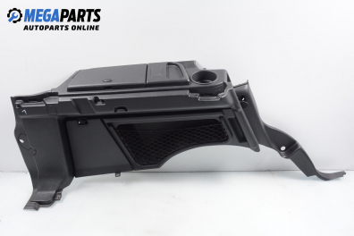 Интериорна пластмаса багажник за Land Rover Discovery III SUV (07.2004 - 09.2009), джип