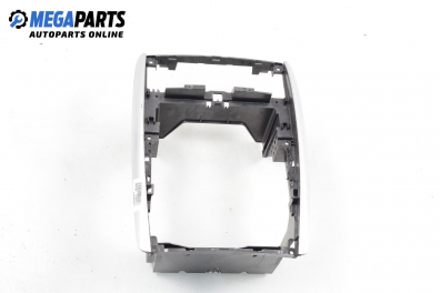 Централна конзола за Mercedes-Benz B-Class Hatchback I (03.2005 - 11.2011)