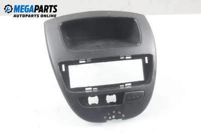 Централна конзола за Citroen C1 Hatchback (06.2005 - 06.2014)