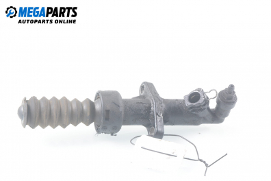 Долна помпа за съединител за Citroen C5 I Break (06.2001 - 08.2004)