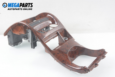 Централна конзола за Nissan Terrano II SUV (10.1992 - 09.2007)