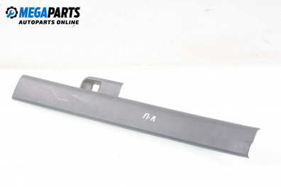 Интериорна пластмаса за Mazda 5 Minivan I (02.2005 - 12.2010), 4+1 вр., миниван, позиция: лява