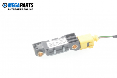 Сензор airbag за Audi A4 Sedan B6 (11.2000 - 12.2004), № 8E0 959 643 A