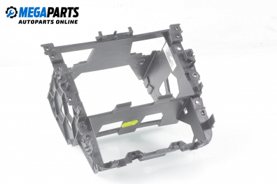 Централна конзола за Volkswagen Golf V Hatchback (10.2003 - 02.2009)