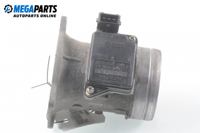 Дебитомер за Audi A4 Sedan B5 (11.1994 - 09.2001) 1.6, 100 к.с., № 037 906 461B