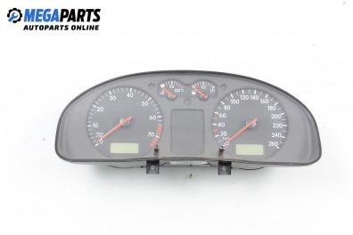 Километраж за Volkswagen Passat Variant B5 (05.1997 - 12.2001) 1.8, 125 к.с., № 3B1 919 880